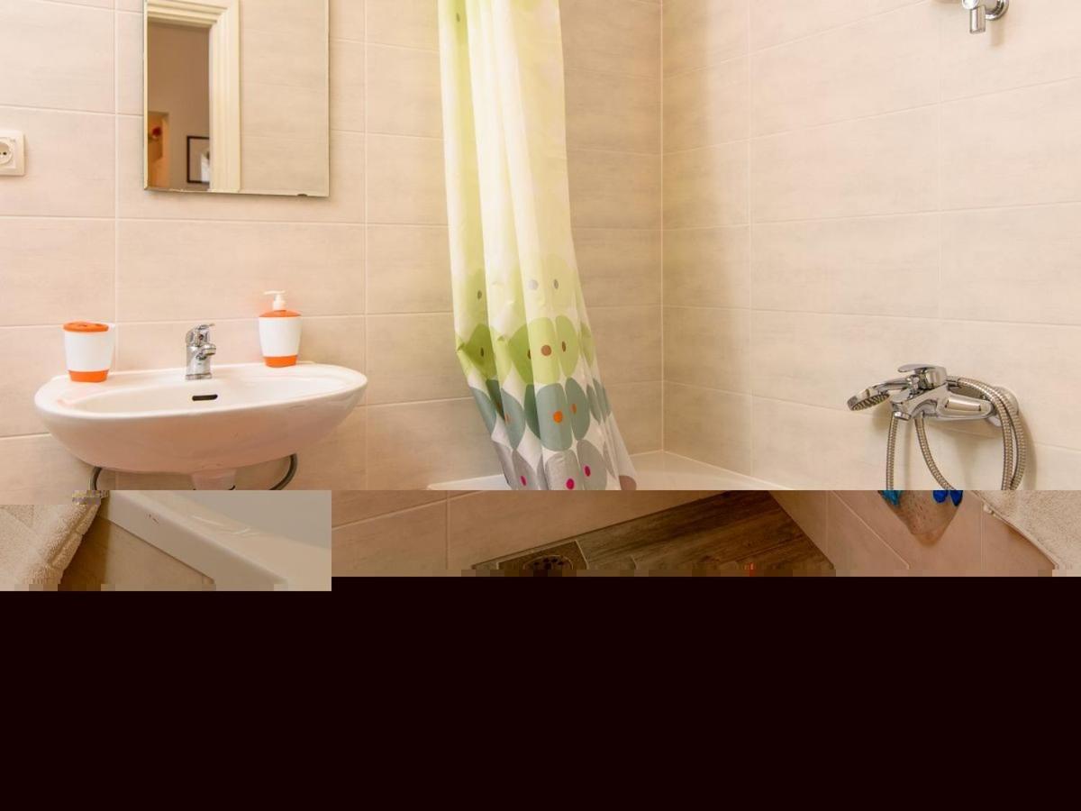Apartments Beba - Peaceful Location 特罗吉尔 外观 照片