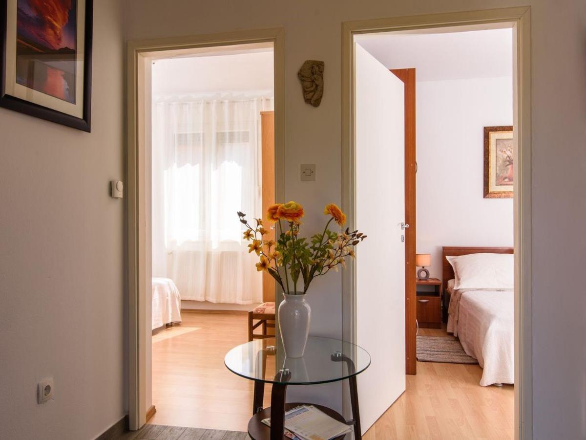 Apartments Beba - Peaceful Location 特罗吉尔 外观 照片