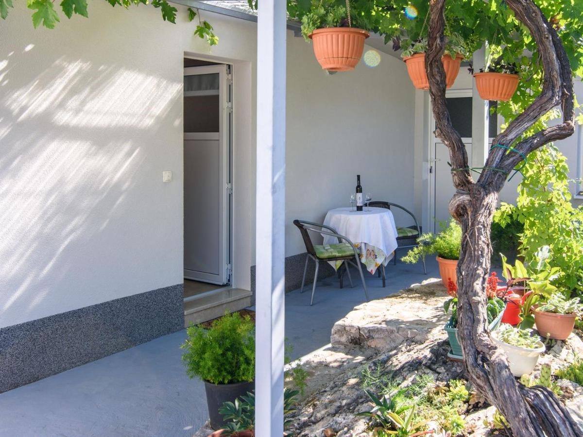 Apartments Beba - Peaceful Location 特罗吉尔 外观 照片