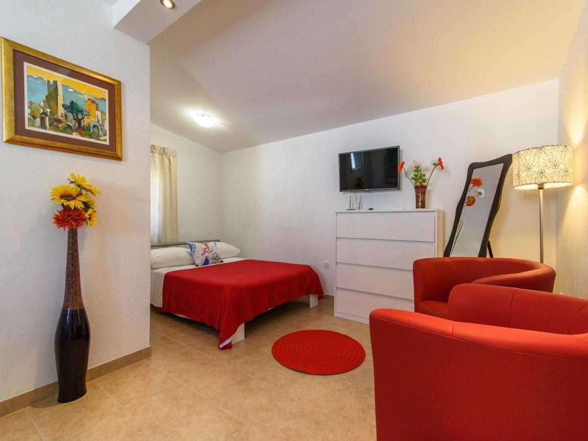 Apartments Beba - Peaceful Location 特罗吉尔 外观 照片